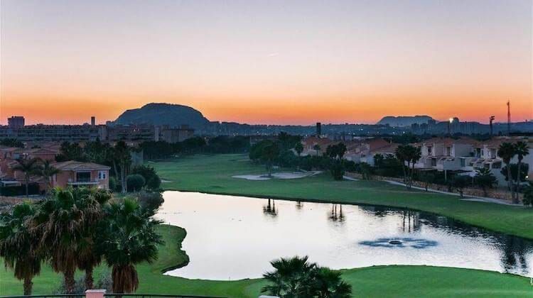 Alicante Golf Hotel Lake 2